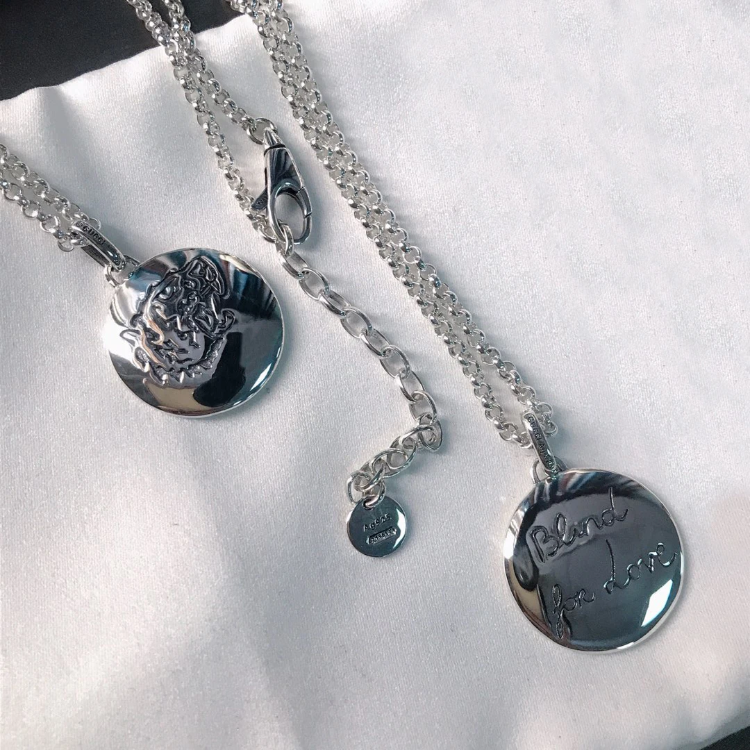 

TIF 100% 925 Sterling Silver Love and Fear Heart Necklace, Glamour Original Jewelry for Girlfriend Holiday Gift