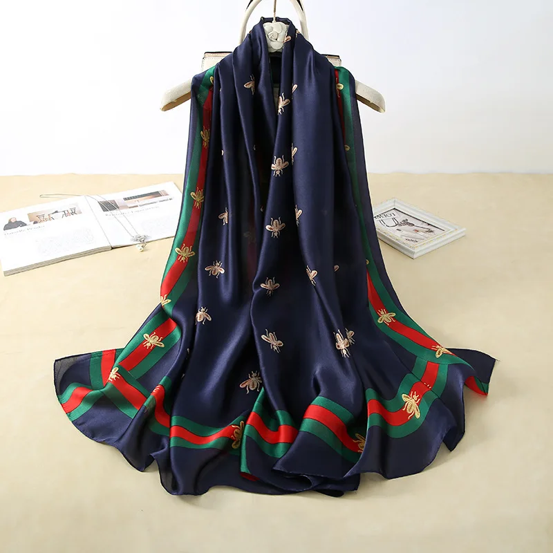 

Новый Шелковый атласный шелковый шарф, женский модный темпераментный теплый Слюнявчик с маленькой Пчелкой на осень и зиму