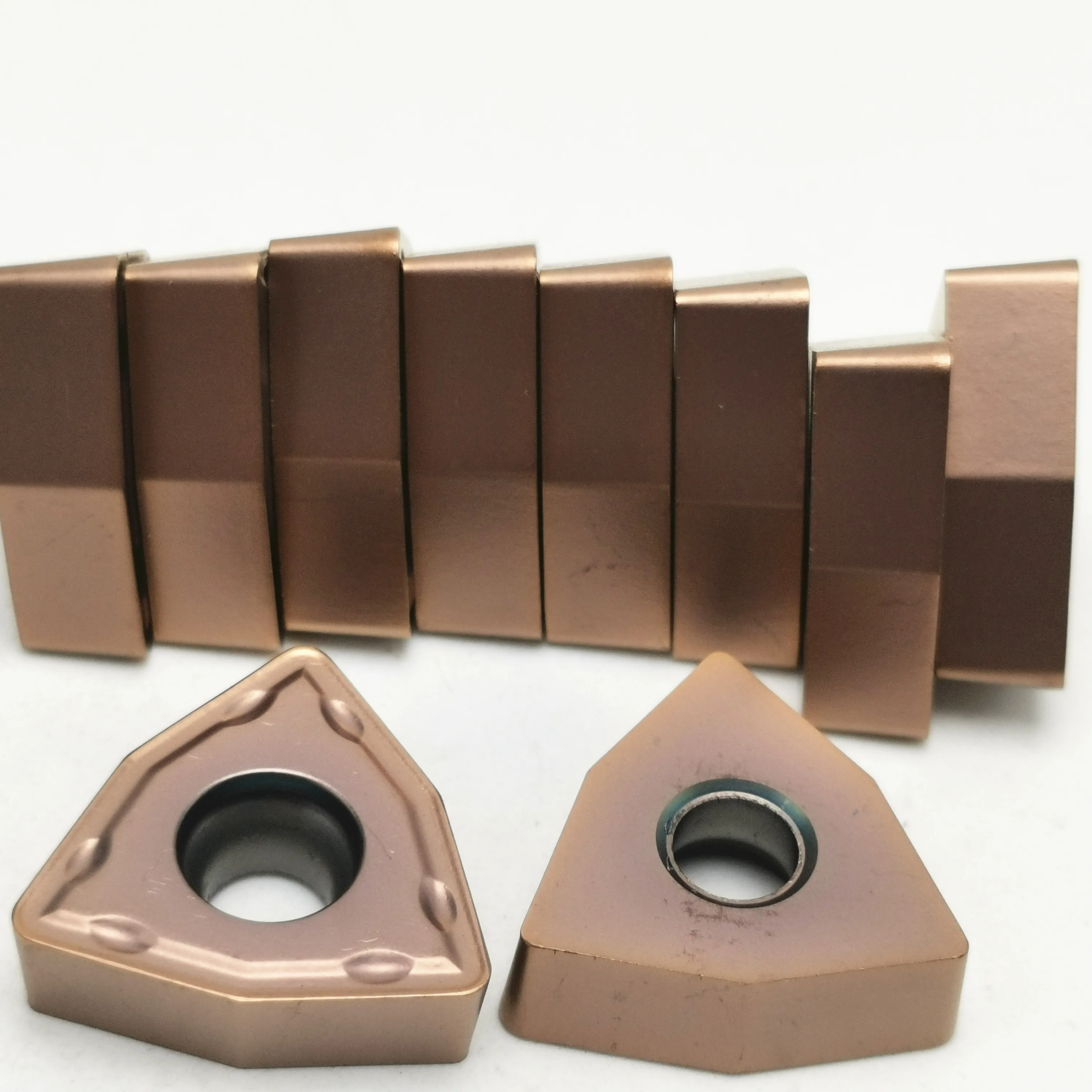 

WCMX030208 WCMX040208 WCMT050308 WCMT06T308 WCMT080412 ACZ330 поворотные твердосплавные вставки, токарный станок, режущий инструмент с ЧПУ