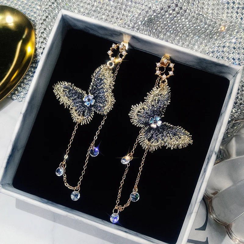 

2020 popular new Butterfly Earrings temperament long earrings personality various Earrings female