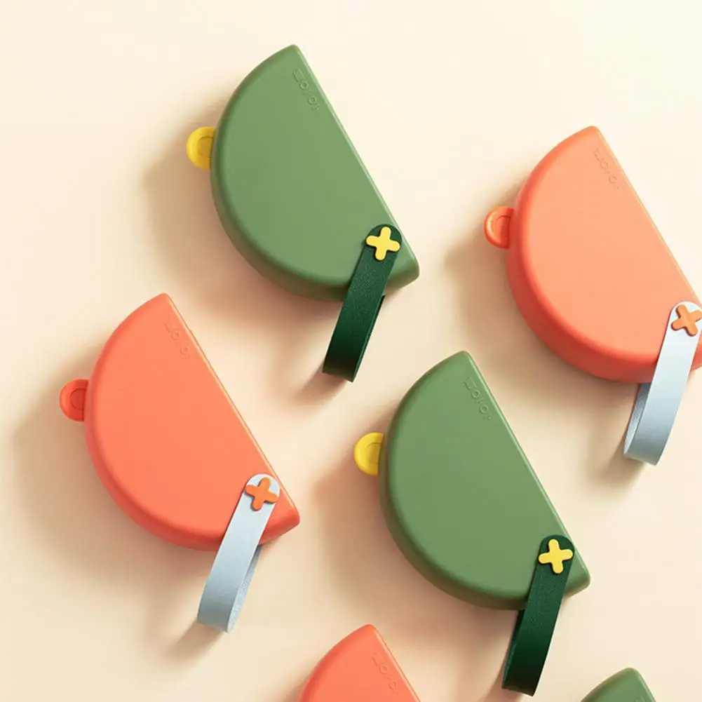 

6 Sewing Tools 1 Set Useful Handy Potable Tiny Sewing Storage Kits PP Sewing Kit Bright Color for Travel