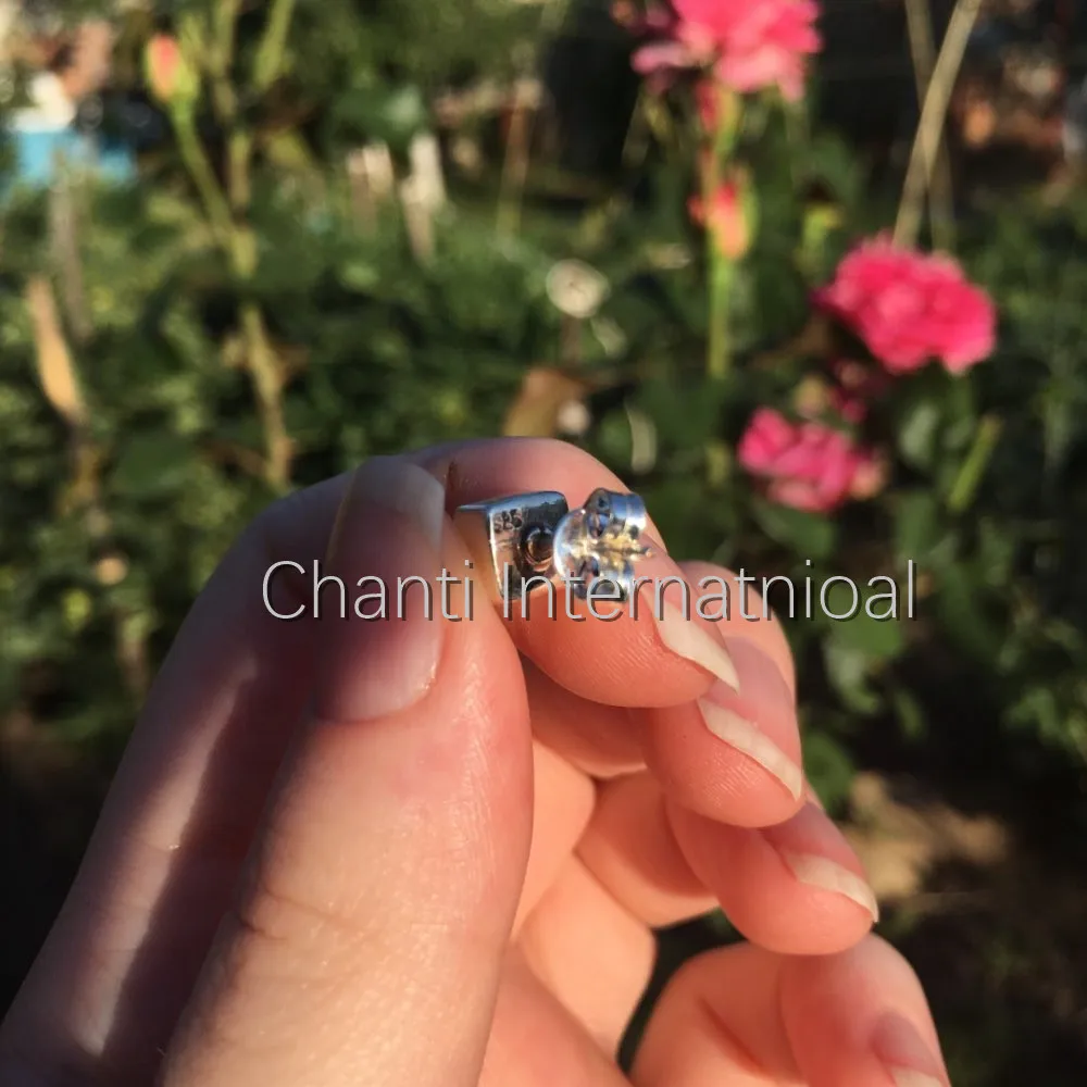 Серебряные огненные перидоты квадратные чудесные модные новые серьги гвоздики 0