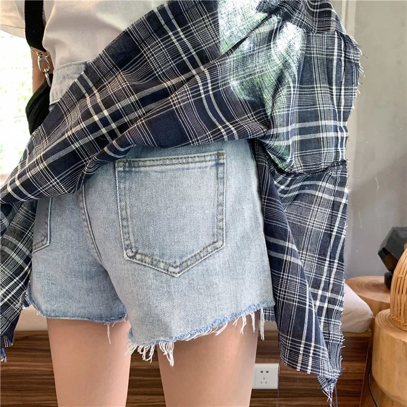

IEQJ Women Irregular Wide Leg Plaid Stitching Fake Two-piece Denim Shorts New High Waist Loose Fashion Tide Summer 2021 3F1052
