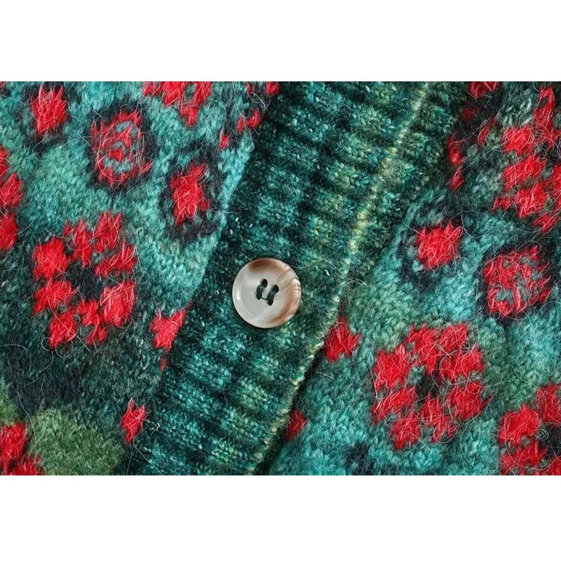 

Qeils Casual Women Fashion Jacquard Cropped Knitted Cardigan Sweater Vintage Square Collar Button-up Female Outerwear Chic Tops