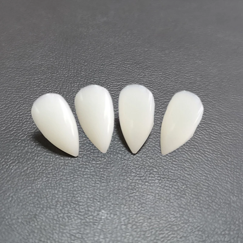 

1 set Bloodcurdling Vampire Werewolves Fangs Fake Dentures Teeth Costume Halloween Fad Party Accessories