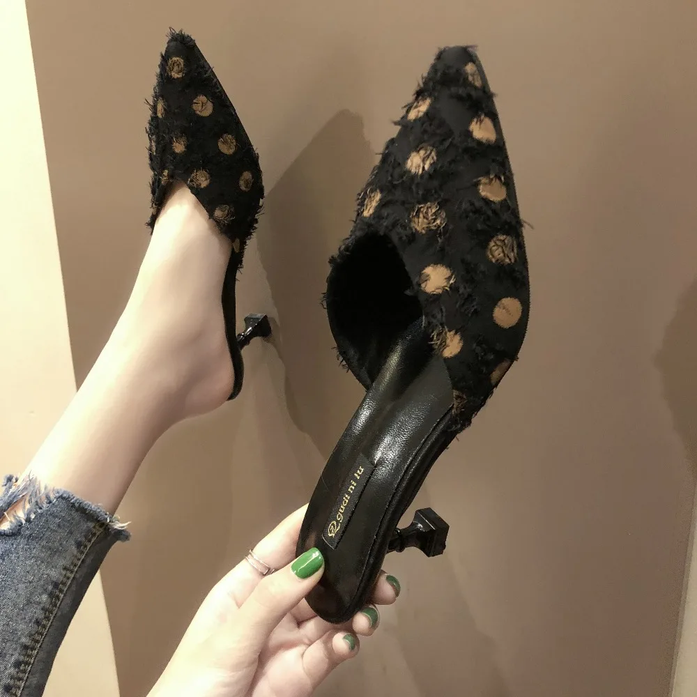 Брендовые туфли без задника на высоком каблуке в странном стиле классические