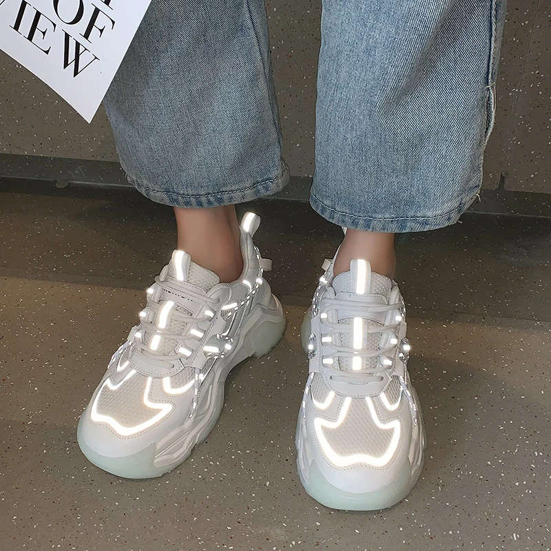 

2021 Sneakers Women Platform Shoes Fashion Casual Breathable Fluorescent Designer Chunky Sneakers Women Basket Femme Trainers