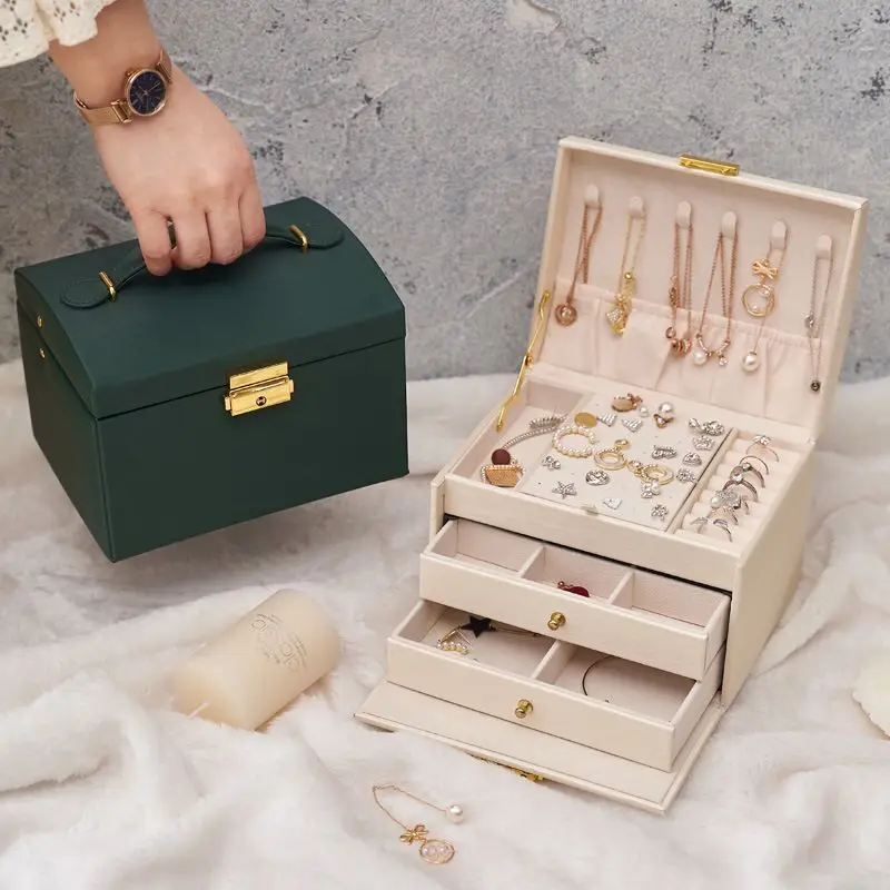 

European Three-Layer Large Leather Jewelry Box With Lock Necklace Earrings Ring Jewelry Box Makeup Storage Box Gift