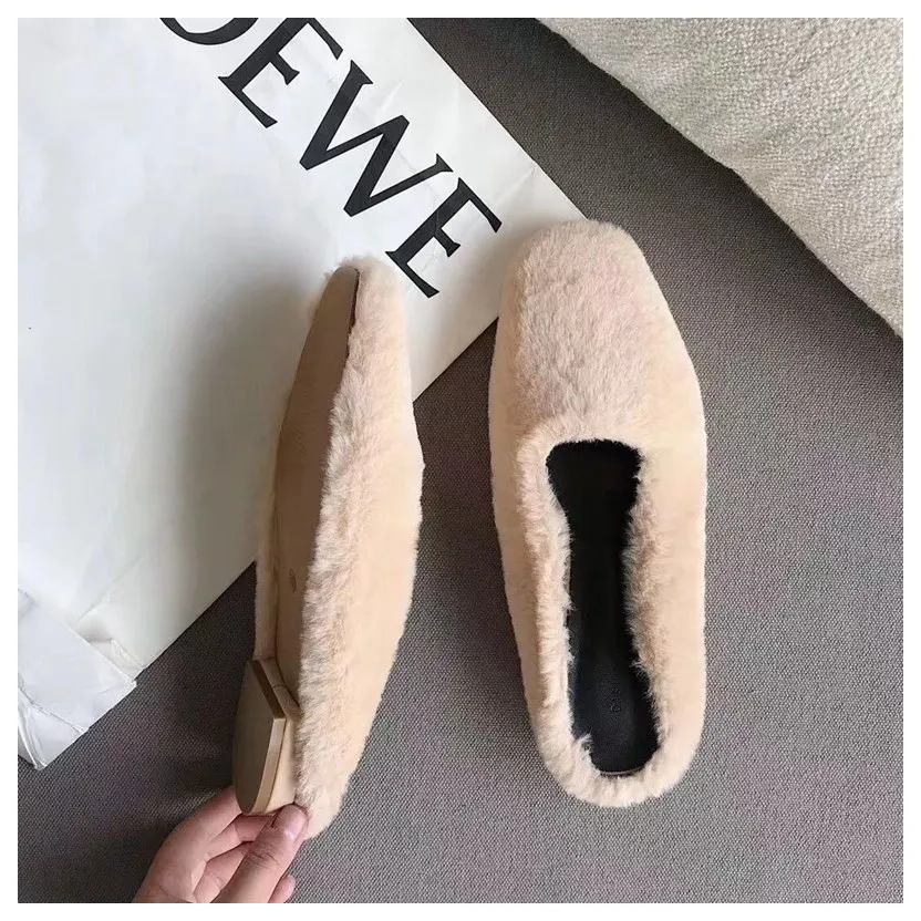 Beige Новинка; модные шлепанцы с натуральным кроличьим мехом; сезон осень-зима; обувь из плюша; женские повседневные Вьетнамки без застежек; женские меховые шлепанцы - Цвет: Beige