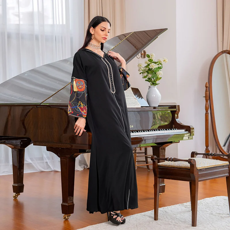 Woman Maxi Abaya Dubai Turkey Muslim Hijab Dress 2021 Algerian Morrocan Kaftan Arabic Gulf Abayas Islamic Tassel Evening Dresses