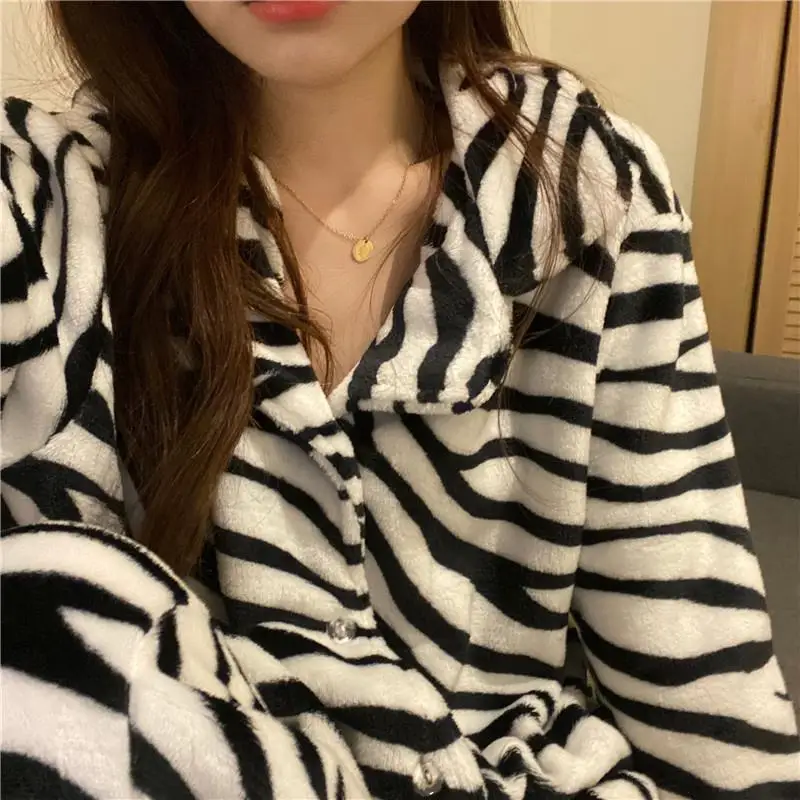 QWEEK-Pijama de franela con estampado de cebra para mujer, ropa de dormir cálida, para salón, 2
