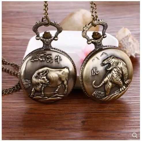 

Китайский Зодиак лошадь и ox карманные часы ретро складные ажурные студенческие ожерелье настенные часы ретро цифровые кварцевые часы для п...