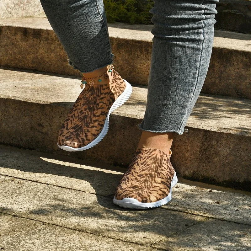 

Fashion Trend Women Sneakers Breathable Mesh Lightweight Sole Flat Leopard Print Cool Girls Shoes Ladies Female Summer Whosale