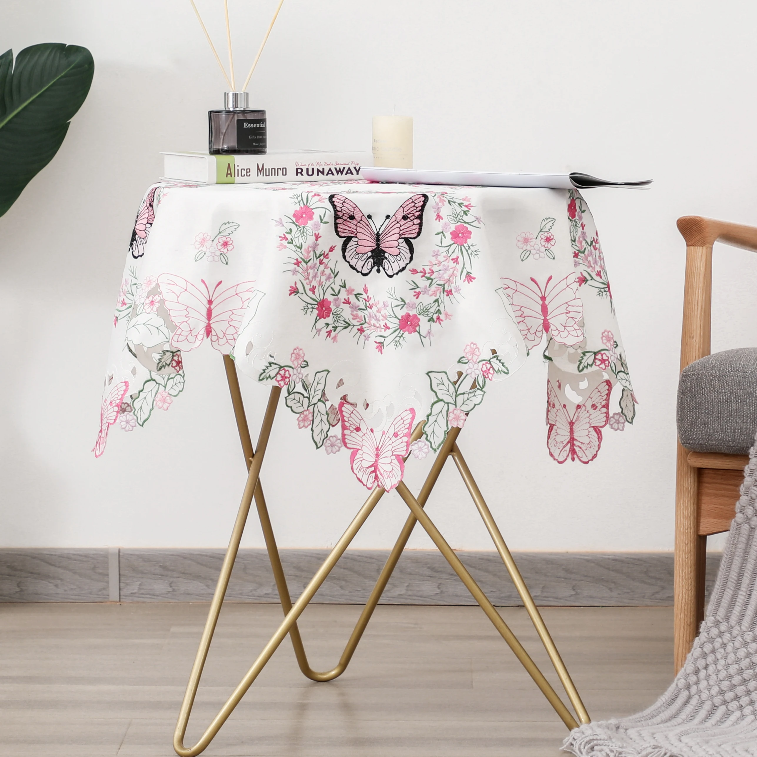 Скатерть с вышитыми бабочками и цветочным рисунком скатерти ручной работы вырезами для кухни украшения