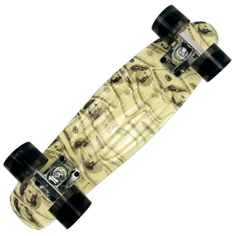 Пластиковый скейтборд с одной наклонной декой на четырех колесах высокой эластичности PU 22 дюйма "Small Fish Board" для молодежных аксессуаров.