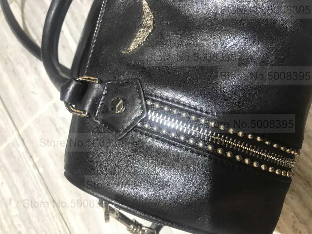 melhor Moda 2021ss Mulher Preto Couro Mensageiro Sacos Com Rebites Lidar Com Travesseiro Saco