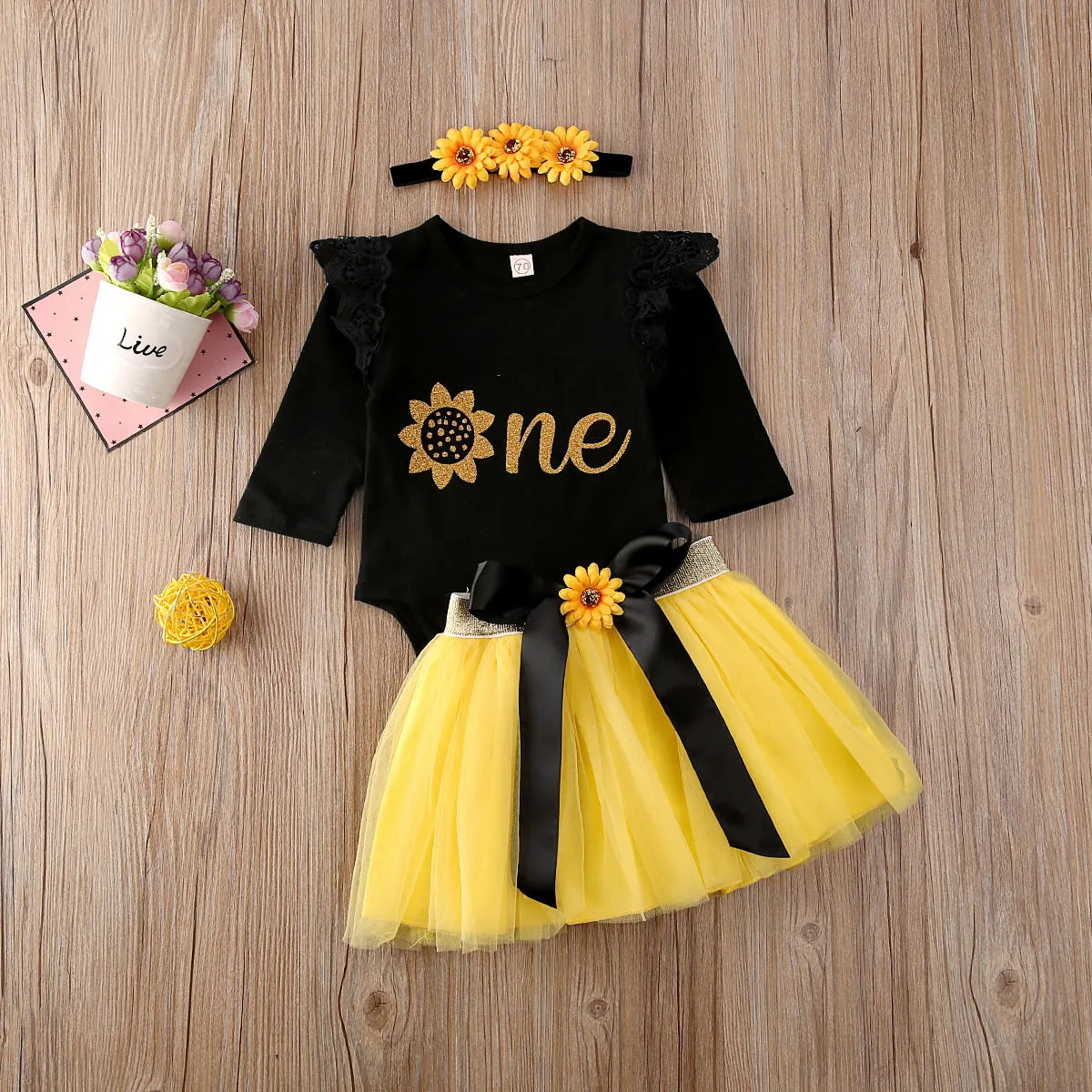 

Pudcoco Newborn Baby Girl Clothes 1st Birthday Lace Fly Sleeve Romper Tops Tutu Tulle Skirt Headband 3Pcs Outfits Clothes
