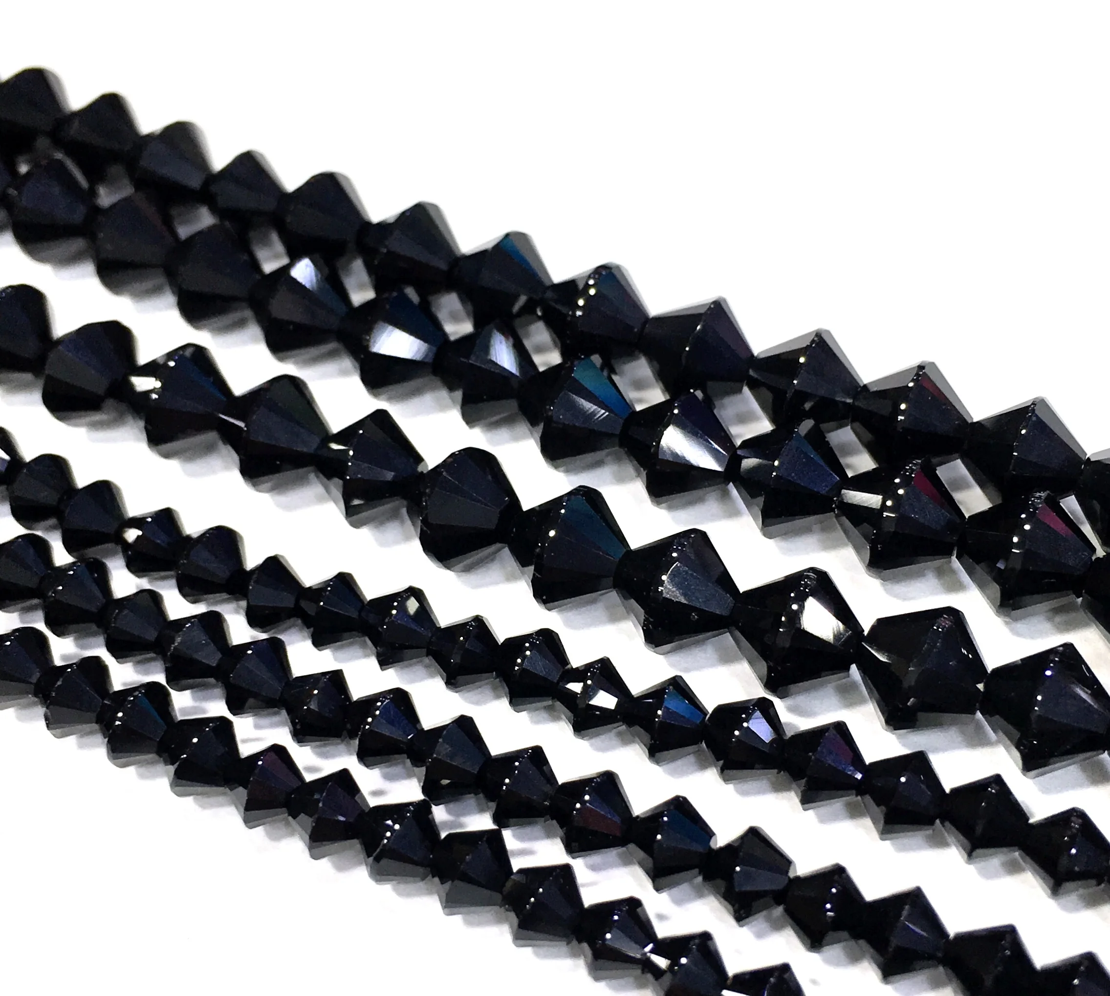 Биконовая свободная бусина из натурального черного оникса для самостоятельного