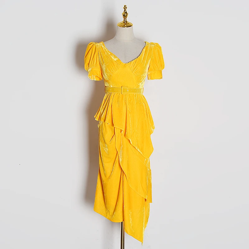 Женский бархатный костюм TWOTWINSTYLE комплект из двух предметов рубашка с вырезом