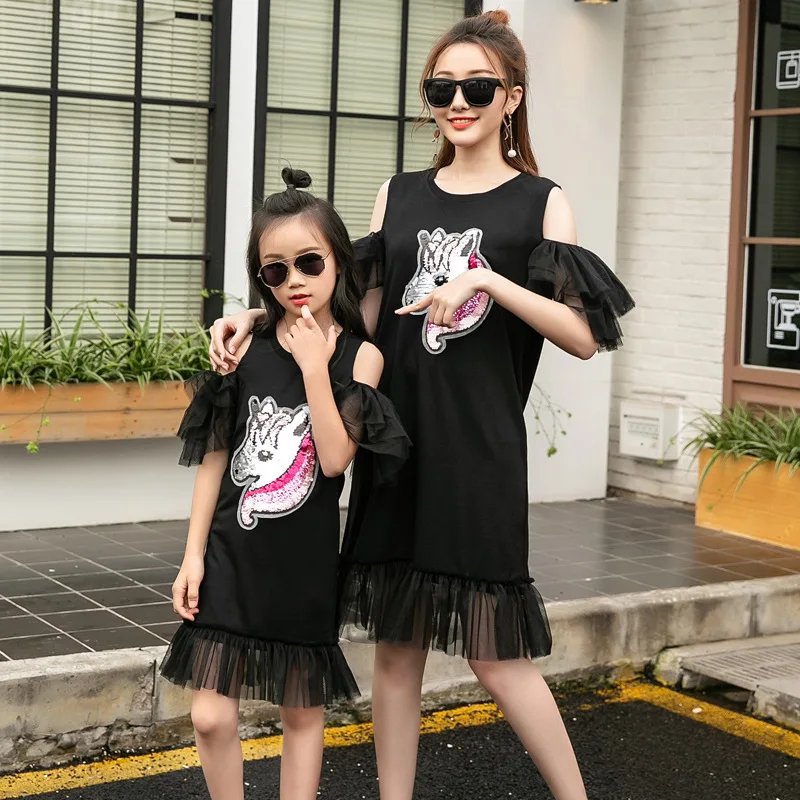 

Family Matching Clothes Mother Daughter Mommy And Me Beach Black Dress Sequins Unicorn Girls Women Korean Look Outfits Wear Set