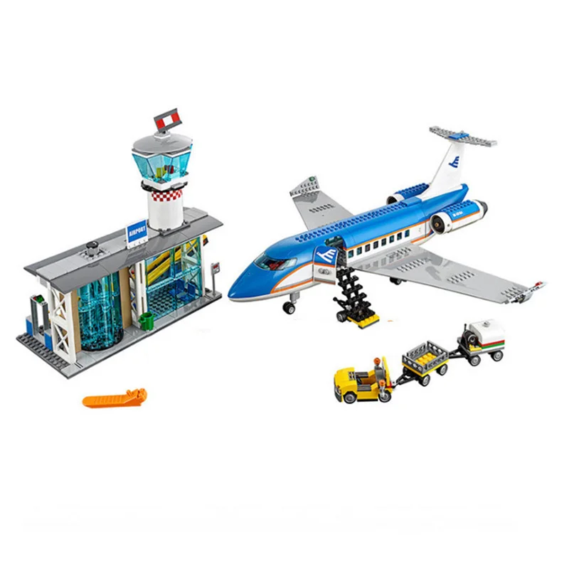 

718 шт., Детский конструктор «Аэропорт»