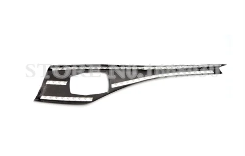 Отделка панели мультимедийной для салона из углеродного волокна BMW 1 серии F20 F21 2012