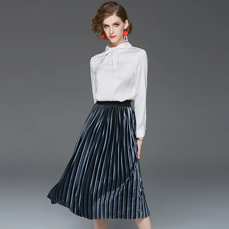 Комплект из двух предметов уменьшающий возраст новинка 2019 Женская Осенняя