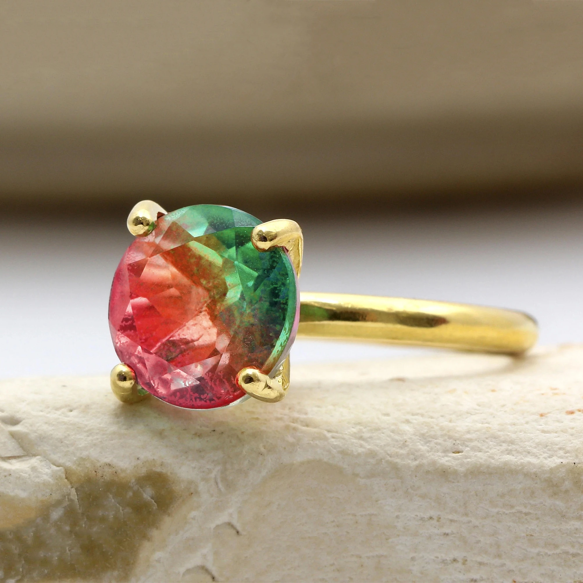 

Classic Round Cut Gold Watermelon Tourmaline Solitaire Ring Rainbow Crystal Cocktail Rings Women's Party Fashion Jewelry
