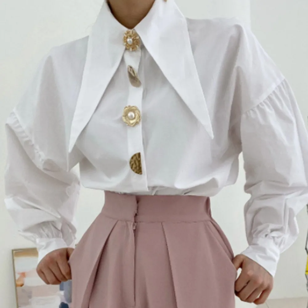 

Vintage Elegant French Noble Style Women Blouse All-Match Point Collar Retro Big Metal Button Long-Sleeve Comfortable Shirt