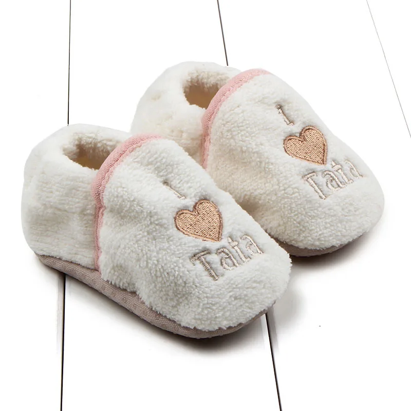 

I Love Mama Tata Infantil Newborn Warm WinterBaby Girl Shoes Heart Stiches Prewalker Home First Walker Toddlers Cute Little Feet