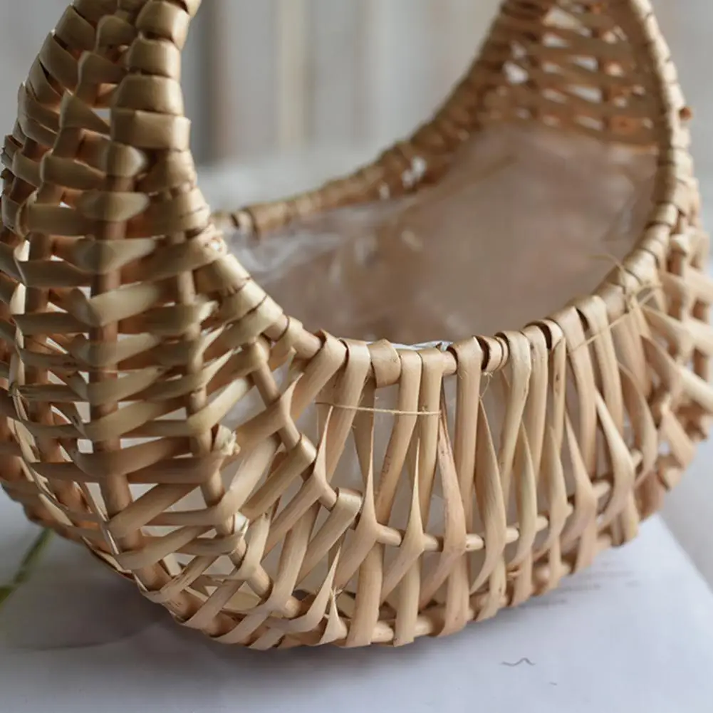 

1PC Flower Basket Attractive Appearance Easy Carrying Durable Rattan Flower Basket for Wedding Home Decorative Woven Basket