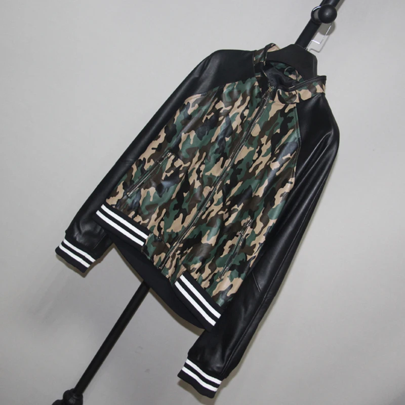 Куртка-бомбер женская из овечьей кожи с камуфляжным принтом | Женская одежда