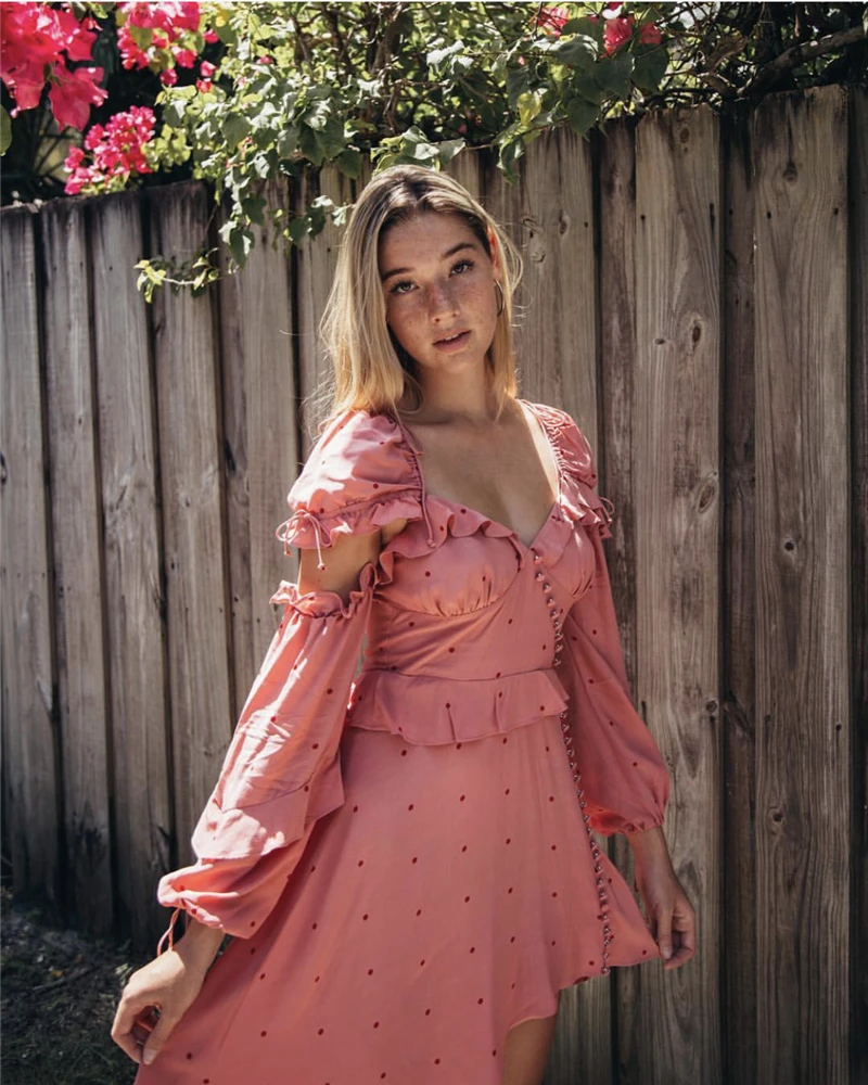 Boho chic женское сексуальное платье с открытыми плечами, с узором в горошек, с принтом пляжное платье в богемном стиле Женские V образным вырезом Нерегулярные миди платье vestidos