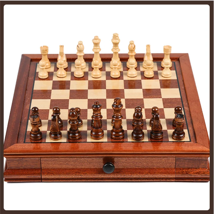 

Magnetic Wood Chess Decoration Queen Decor Large Chess Board Wood Luxury International Chess Echec Jeu Wooden Game Pieces Gift