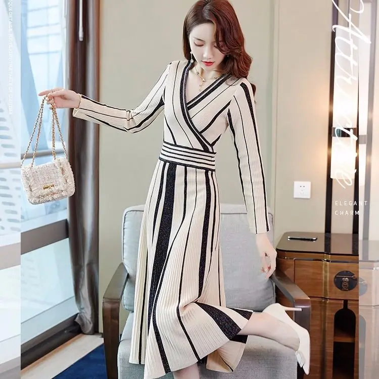 

2020 Autumn Winter New Women Knitted Dresses Female Long Sleeve V Neck Fashion Sweater Causal Korean Style Slim Dress W434