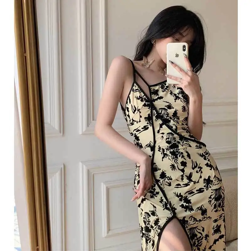 

Женское винтажное платье с V-образным вырезом, белое платье средней длины на тонких бретельках с высоким разрезом, облегающее платье для веч...