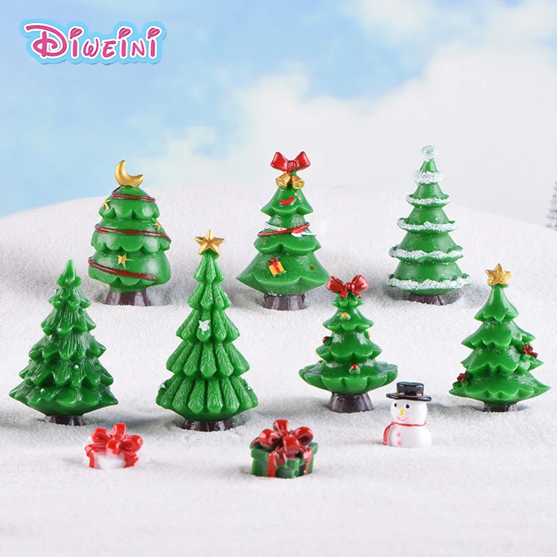 

New Christmas Green Tree action Figures Dollhouse Miniature Figurine home Garden Dollhouse Decoration DIY Accessory toy gift