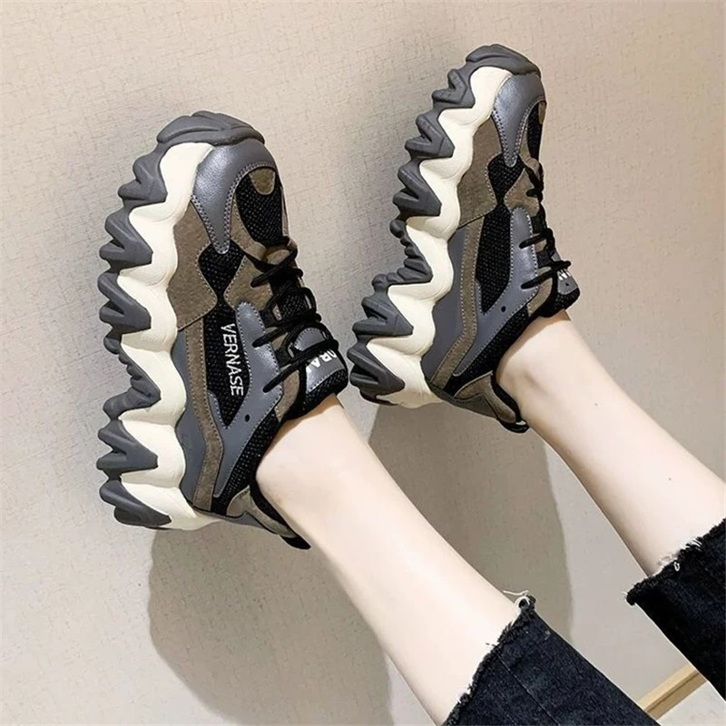 

Thick bottom dad shoes ladies winter velvet 2019 new ins fashion online celebrity super fire casual shoes