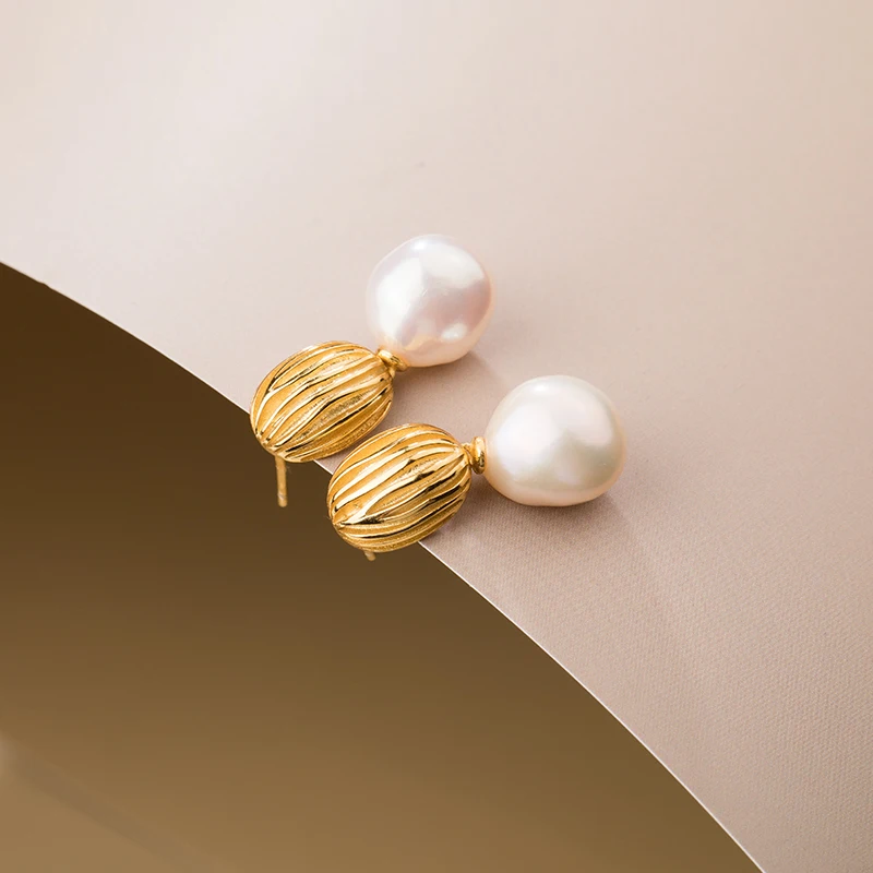 Женские длинные серьги капельки из серебра 925 пробы с пресноводным