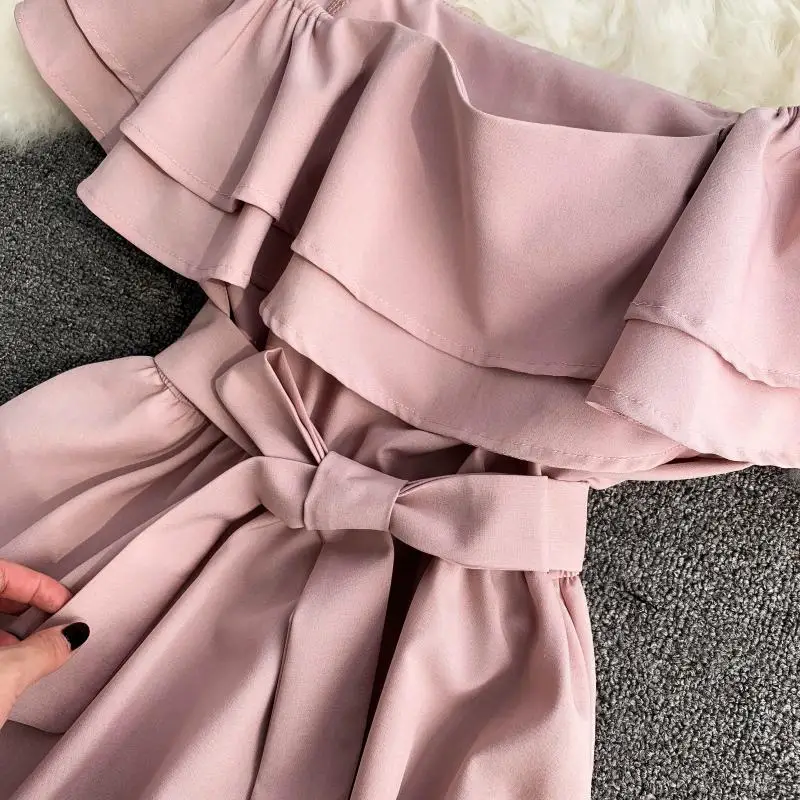 Женское Короткое платье без бретелек Neploe однотонное летнее с воротником