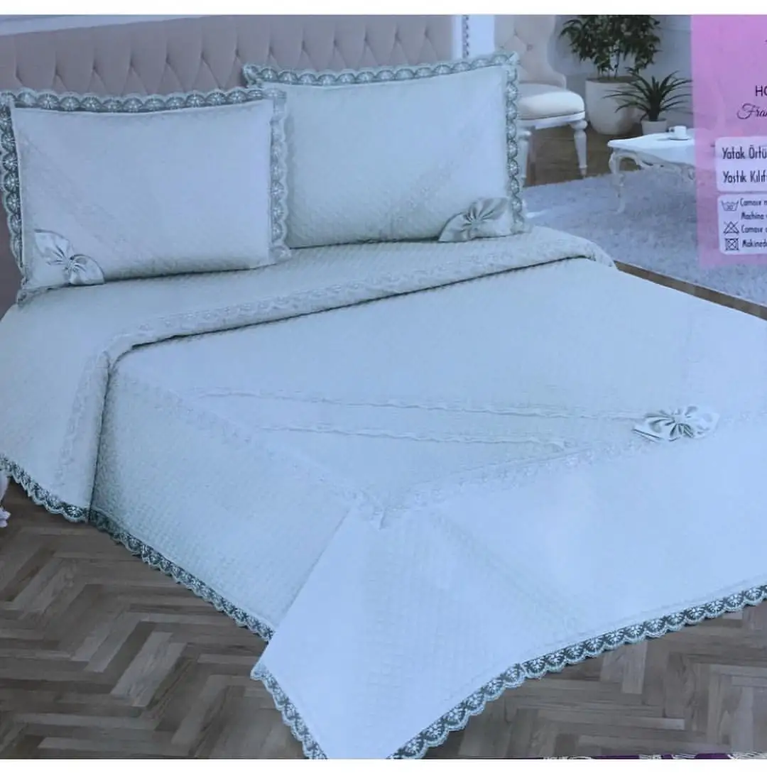 High Quality Luxury France Lace Capitoné Bedspread Coverlets 2 Pillowcases Made in turkey Best Quality White And Pink