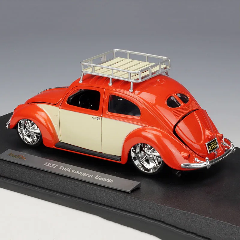 Maisto Diecast Model Car 1951 Modified Beetle 1:18 Metal Alloy High Simulation Cars With Base Boys Toys Gifts For Boy Men | Игрушки и