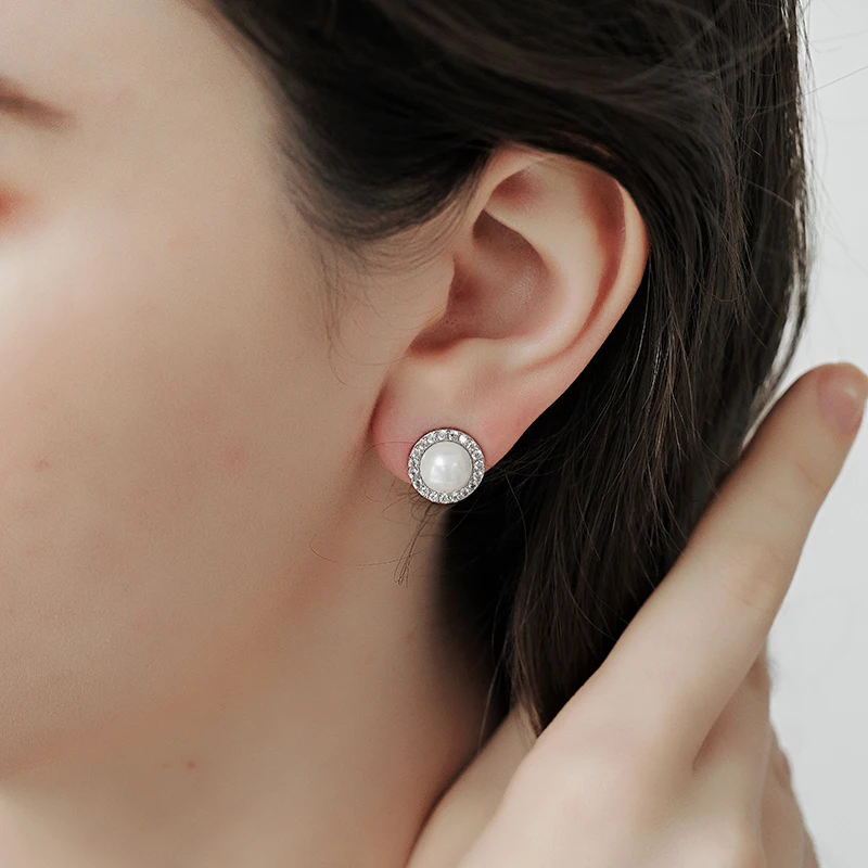 

Efily Fashion Pearl Clip On Earrings for Women Accessories Silver Color Rhinestone Bridal Wedding Earring Party Jewelry Gifts