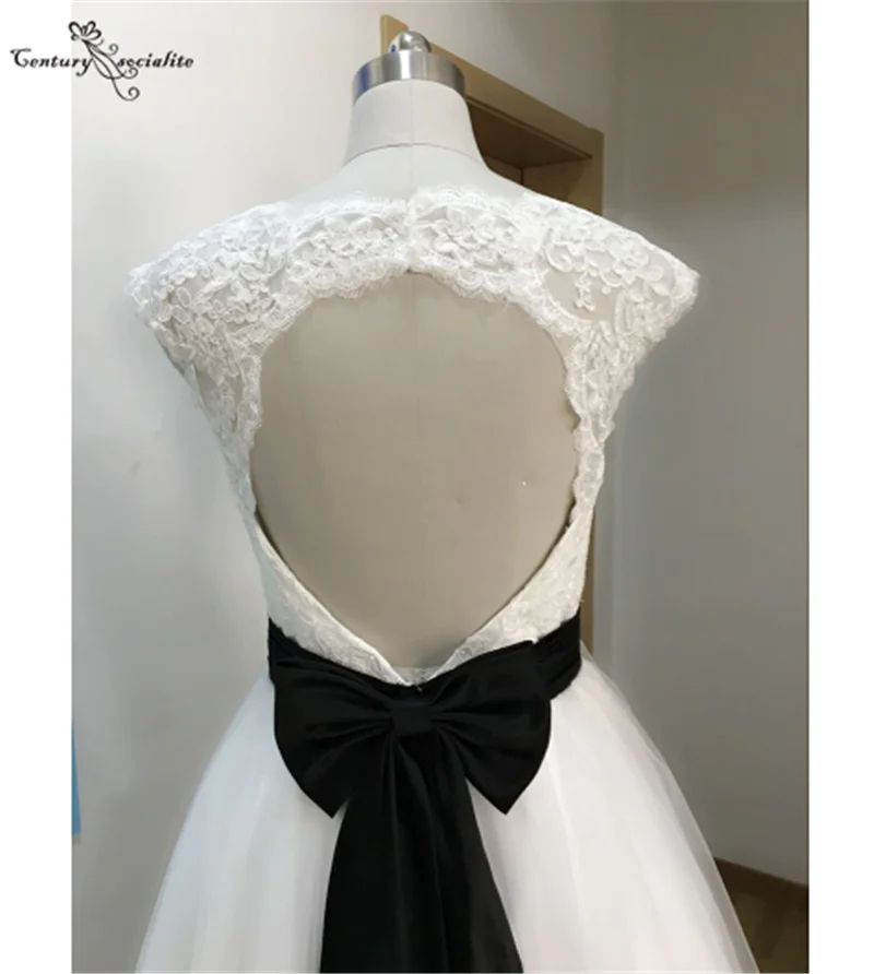 

Vestido De Noiva Lace Wedding Dresses Short Tea-Length Cap Sleeve Backless Black Belt 2020 Bridal Gowns Robe De Mariee