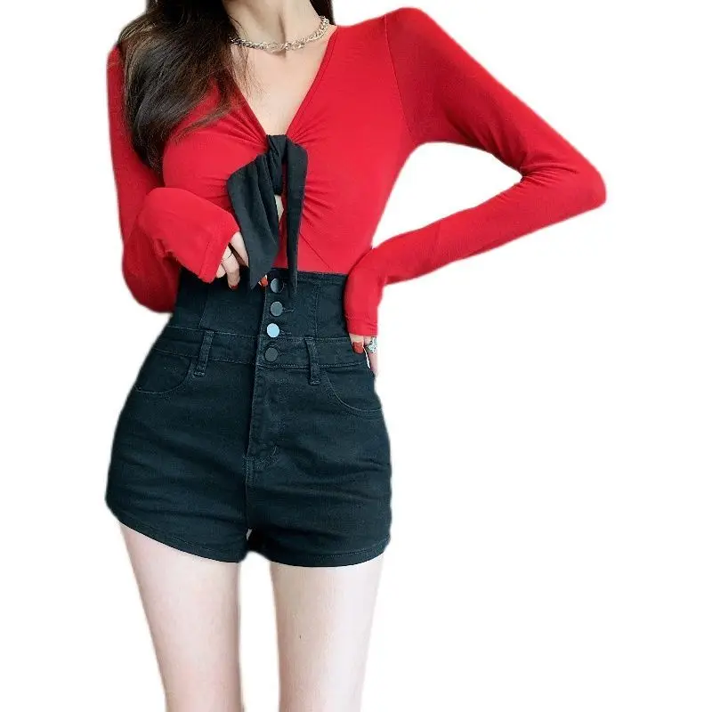 

New black super high waist breasted denim shorts for women in spring and summer 2021