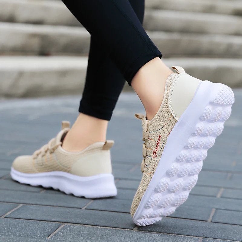 Professional Ladies Golf Sneakers Mesh Breathable Sneakers Outdoor Lightweight Golf Ladies Comfortable Casual Walking Shoes