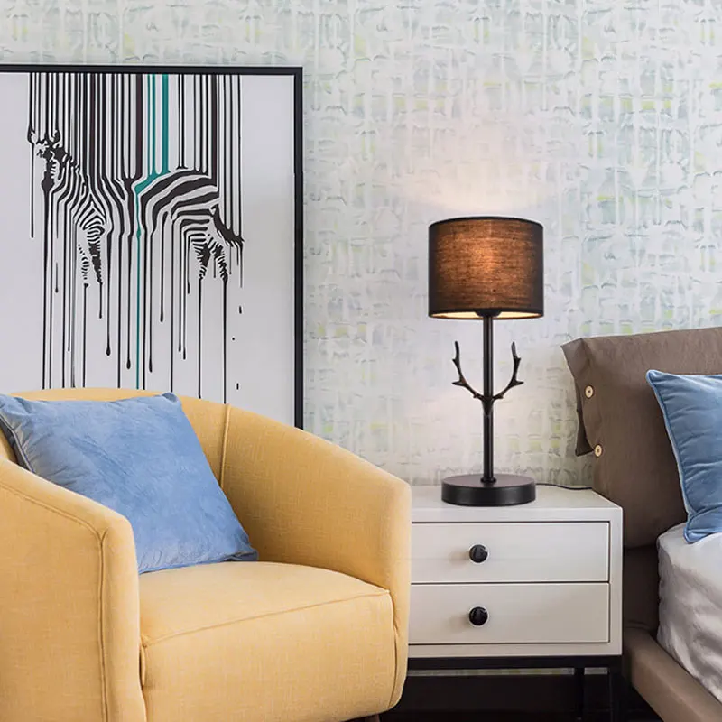 Настольные лампы с маленькими рогами скандинавский Настольный светильник