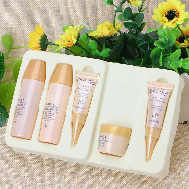 

5pcs Whitening Moisturizing Anti Wrinkle Essence Lotion Eye Cream BB Day Creams