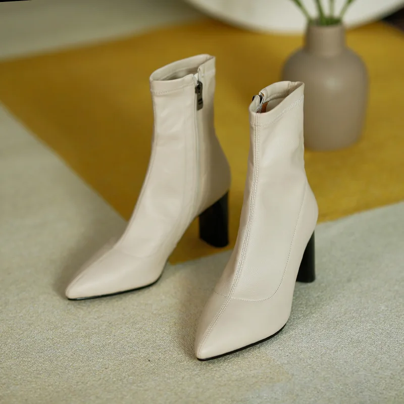 

New thin boots in autumn and winter 2020 Korean women's boots thick heel pointed elastic boots soft leather high fashion
