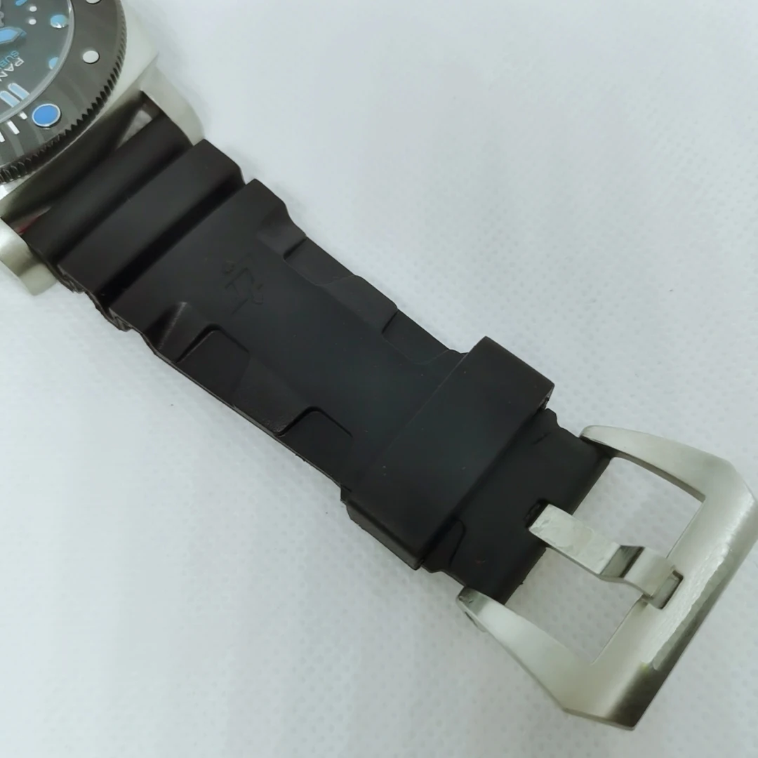 

Luxury Brand New Men Automatic Mechanical Stainless Steel Silver Blue Hands Carbotech Bezel Luminous Watches Black Rubber 47mm
